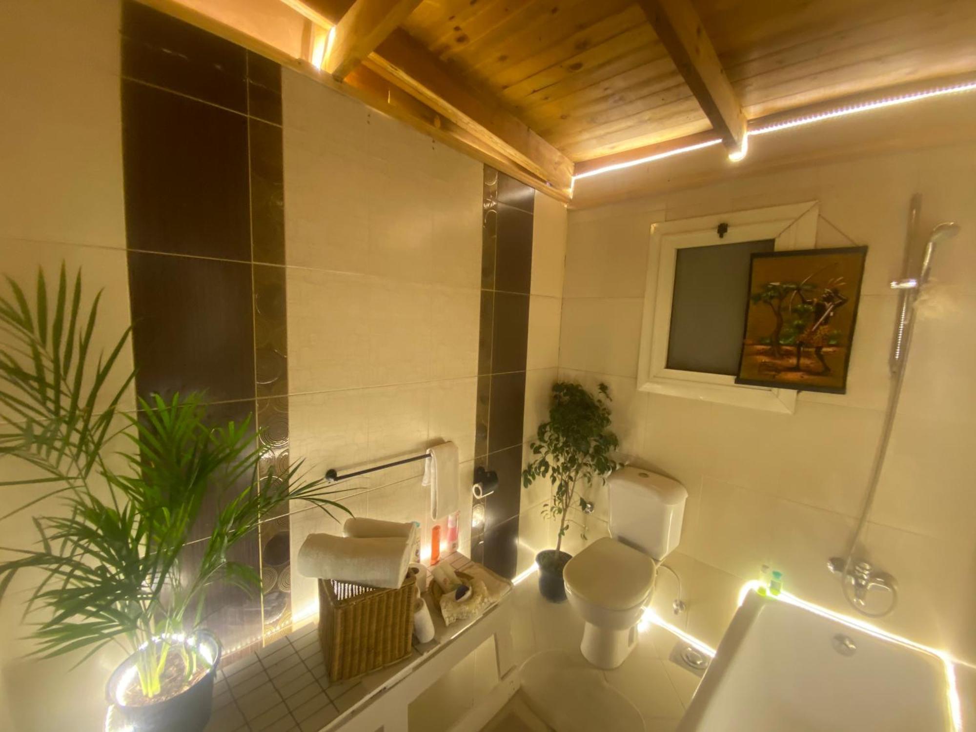 Airport Rooftop Club Luxurious Rooms And Studios Kairo Eksteriør bilde
